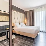 Plaza Premium Grand Winston Rijswijk