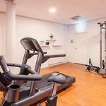 Plaza Premium Grand Winston