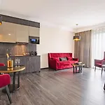 Plaza Premium Grand Winston Hotel