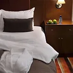 Plaza Premium Grand Winston