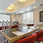 Plaza Premium Grand Winston Hotel Rijswijk