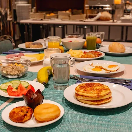 Plaza Premium Grand Winston 4* 赖斯韦克