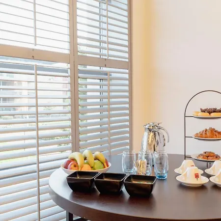 Hotel Plaza Premium Grand Winston