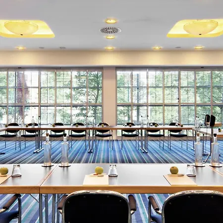 Plaza Premium Grand Winston Hotel Rijswijk