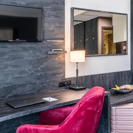 Western Grand Winston Hotel