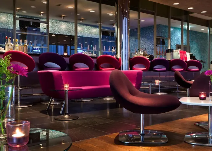 Plaza Premium Grand Winston فندق رايسفايك