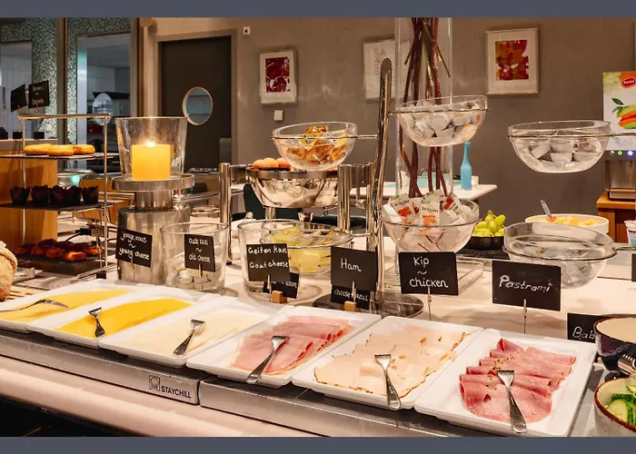 Plaza Premium Grand Winston فندق 4*