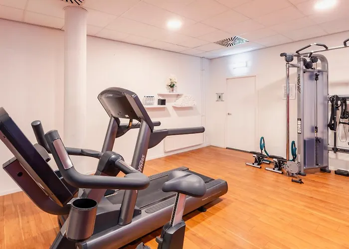 Plaza Premium Grand Winston