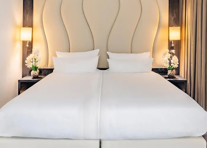 Plaza Premium Grand Winston 4* Rijswijk