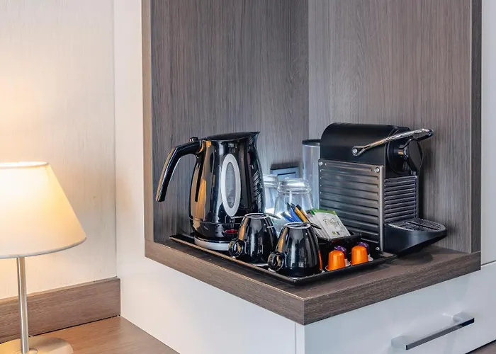 Plaza Premium Grand Winston رايسفايك