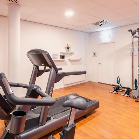 Plaza Premium Grand Winston