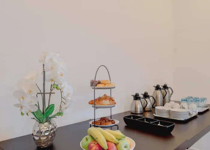 Otel Plaza Premium Grand Winston 4*