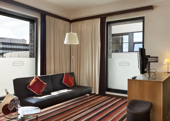 Otel Plaza Premium Grand Winston Rijswijk